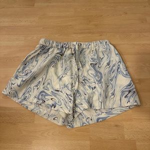 Swirly print blue cream shorts